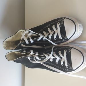 Converse high tops black. Men's size 11